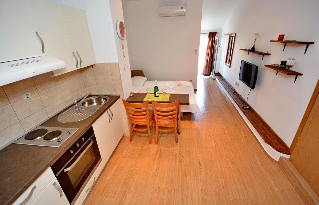 Studio Apartment Martin Zadar Exterior foto